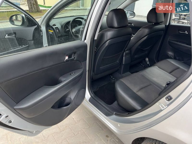 Универсал Hyundai i30 2008 в Тернополе