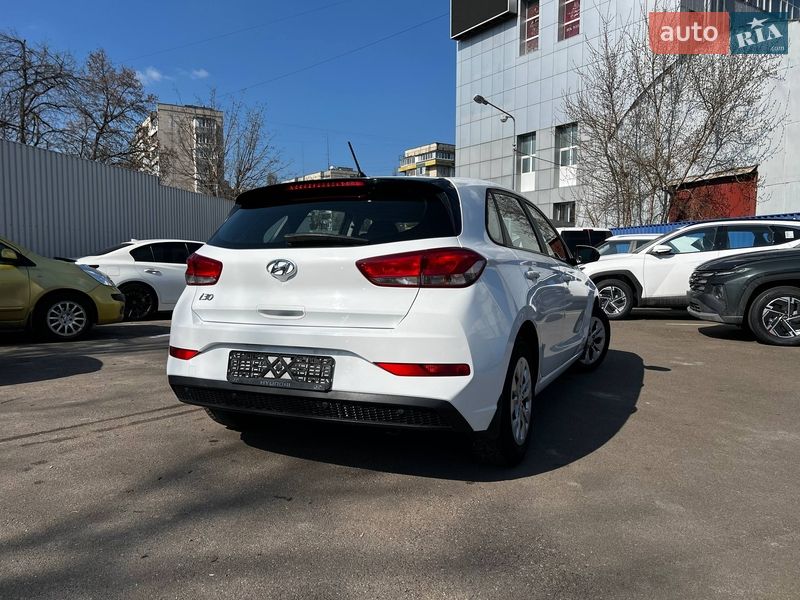 Хэтчбек Hyundai i30 2021 в Киеве