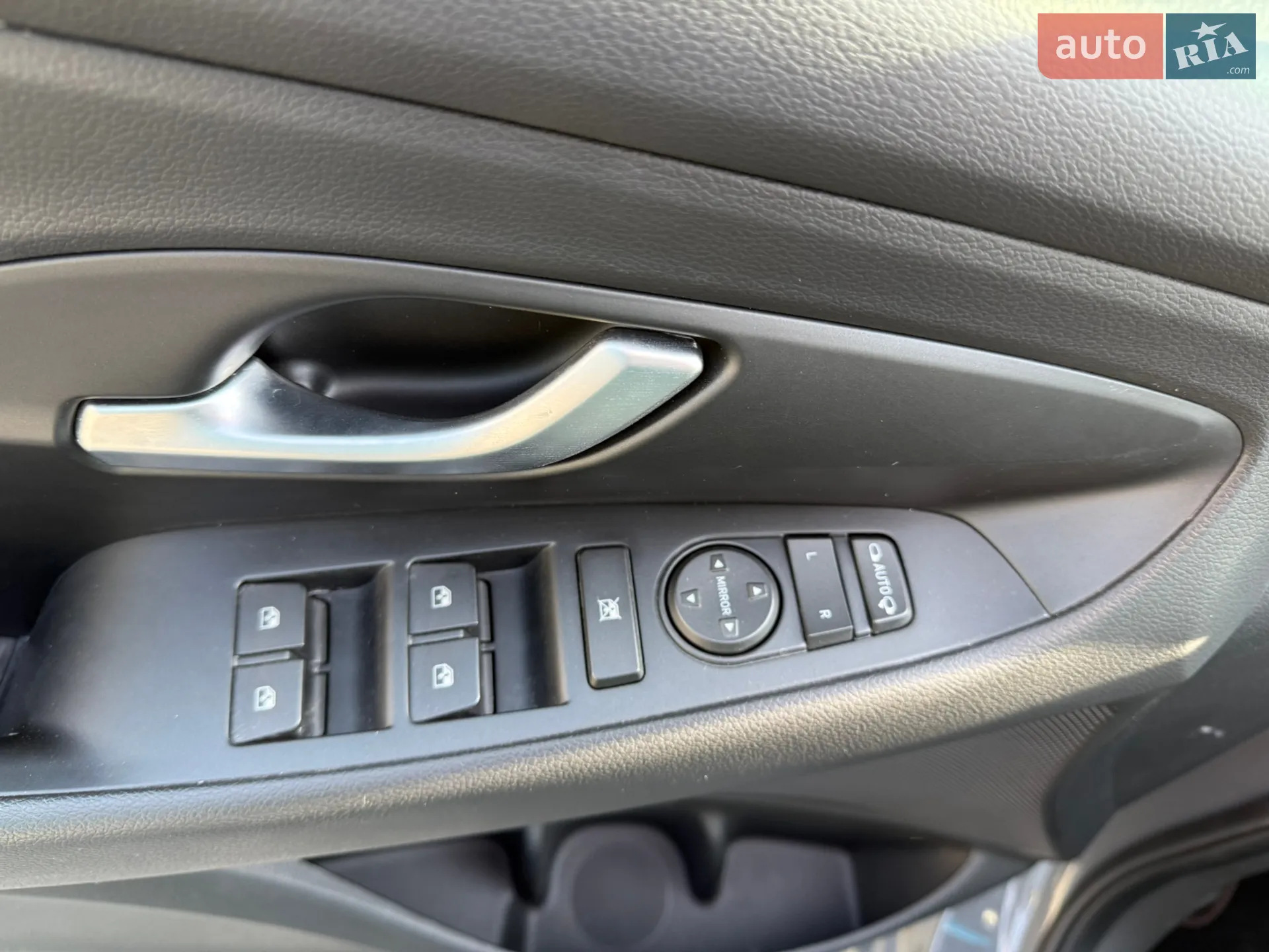 2022 Hyundai i30 - мініатюра 38