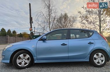 Хэтчбек Hyundai i30 2011 в Ровно
