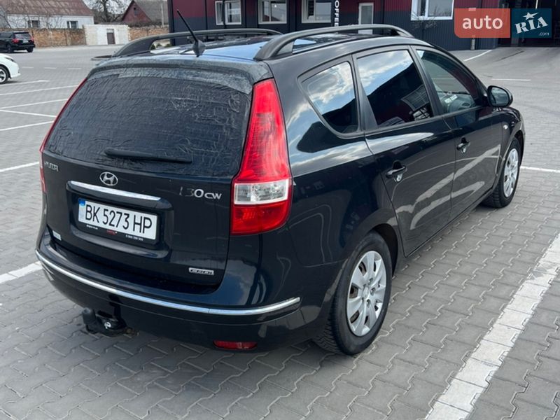 Универсал Hyundai i30 2008 в Дубно