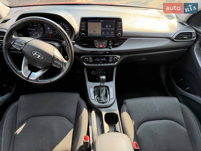 Универсал Hyundai i30 2020 в Киеве фото 21 Универсал Hyundai i30 2020 в Киеве