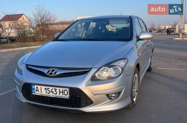 Хэтчбек Hyundai i30 2011 в Буче