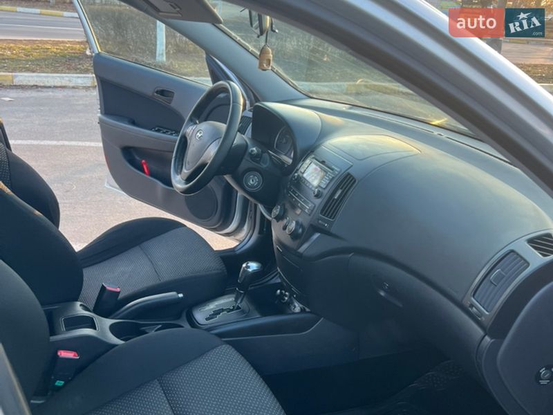 Хэтчбек Hyundai i30 2011 в Буче фото 19 Хэтчбек Hyundai i30 2011 в Буче