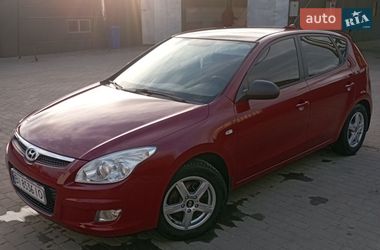 Хэтчбек Hyundai i30 2008 в Шишаки