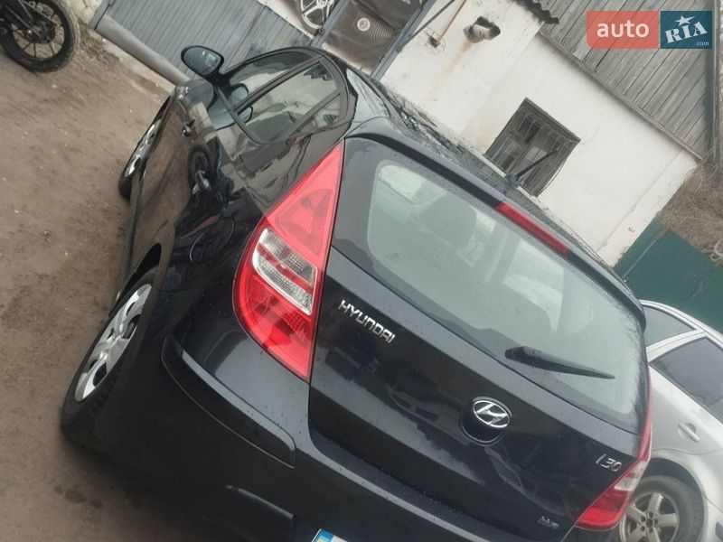 Хэтчбек Hyundai i30 2010 в Виннице