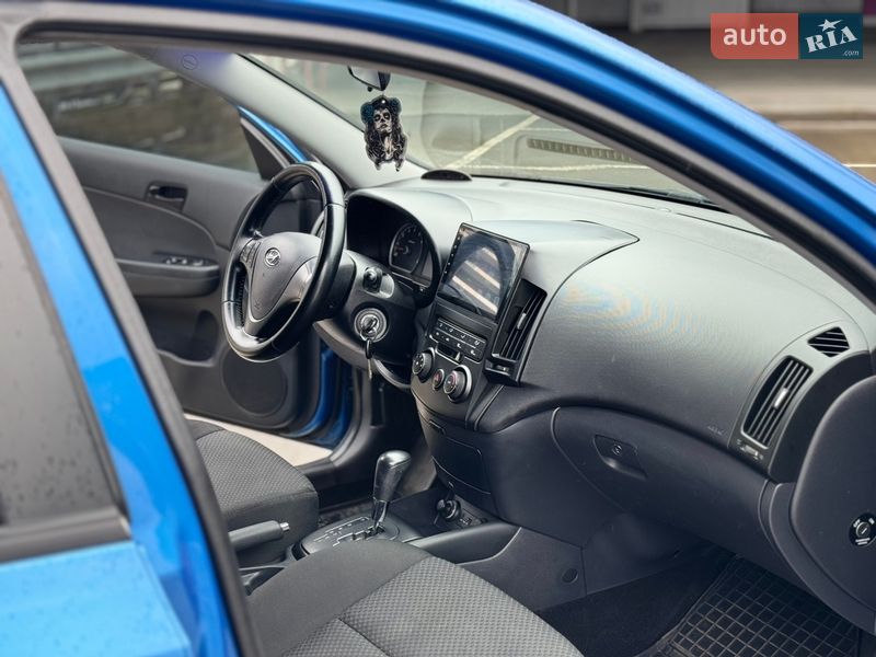 Хэтчбек Hyundai i30 2010 в Киеве