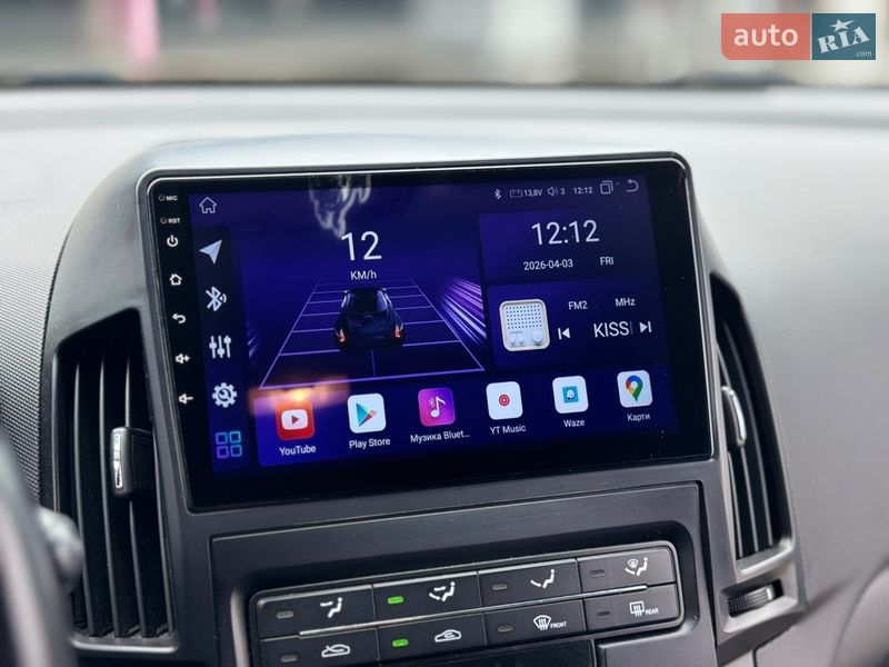 Хэтчбек Hyundai i30 2010 в Киеве