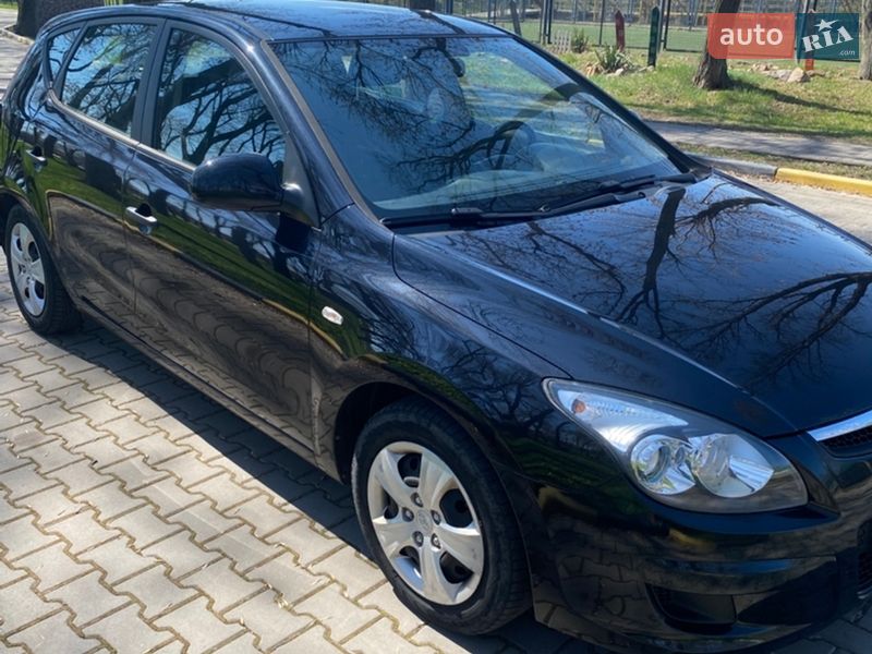 Хэтчбек Hyundai i30 2009 в Александрие