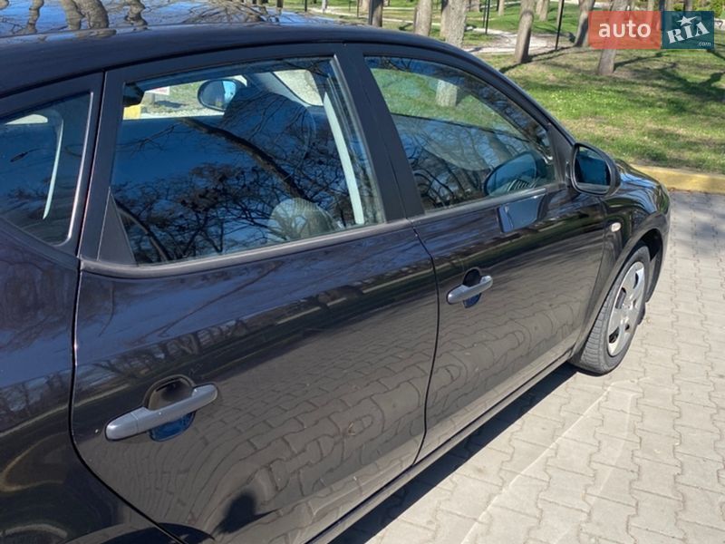 Хэтчбек Hyundai i30 2009 в Александрие