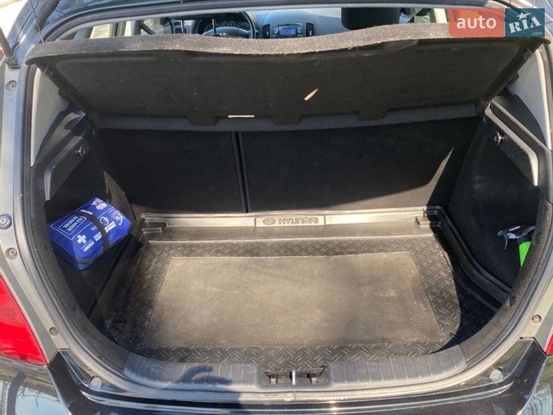 Хэтчбек Hyundai i30 2009 в Александрие