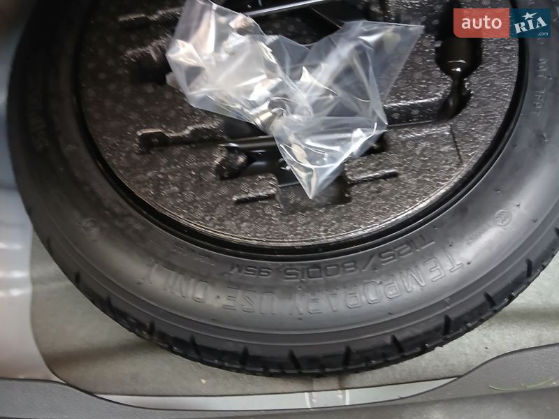 Хэтчбек Hyundai i30 2023 в Днепре фото 14 Хэтчбек Hyundai i30 2023 в Днепре