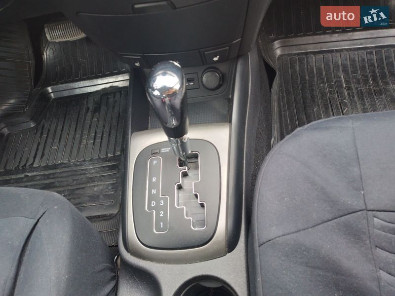 Универсал Hyundai i30 2010 в Каменец-Подольском фото 5 Универсал Hyundai i30 2010 в Каменец-Подольском