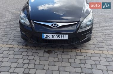 Хэтчбек Hyundai i30 2010 в Хмельницком