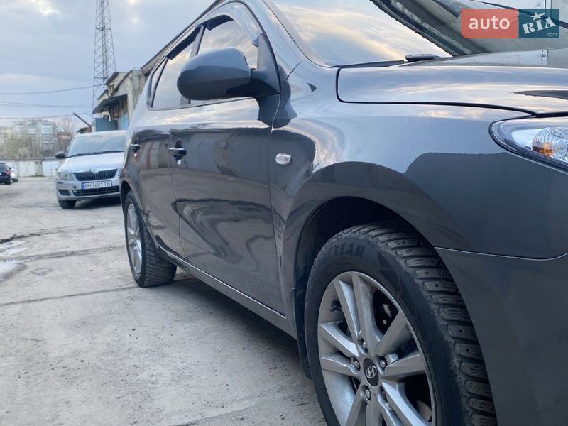 Хэтчбек Hyundai i30 2008 в Одессе