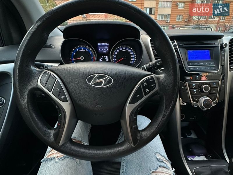 Хэтчбек Hyundai i30 2013 в Горишних Плавнях фото 16 Хэтчбек Hyundai i30 2013 в Горишних Плавнях