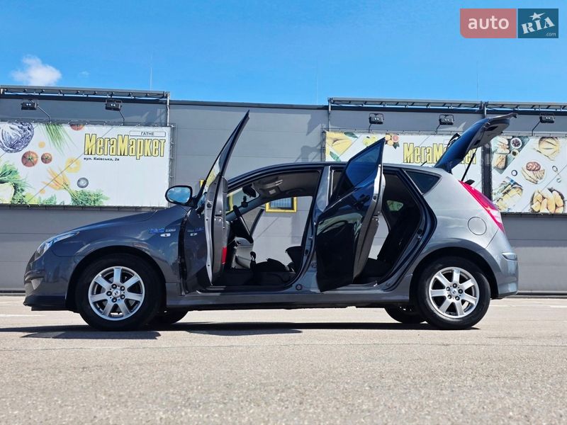 Хэтчбек Hyundai i30 2011 в Киеве фото 14 Хэтчбек Hyundai i30 2011 в Киеве