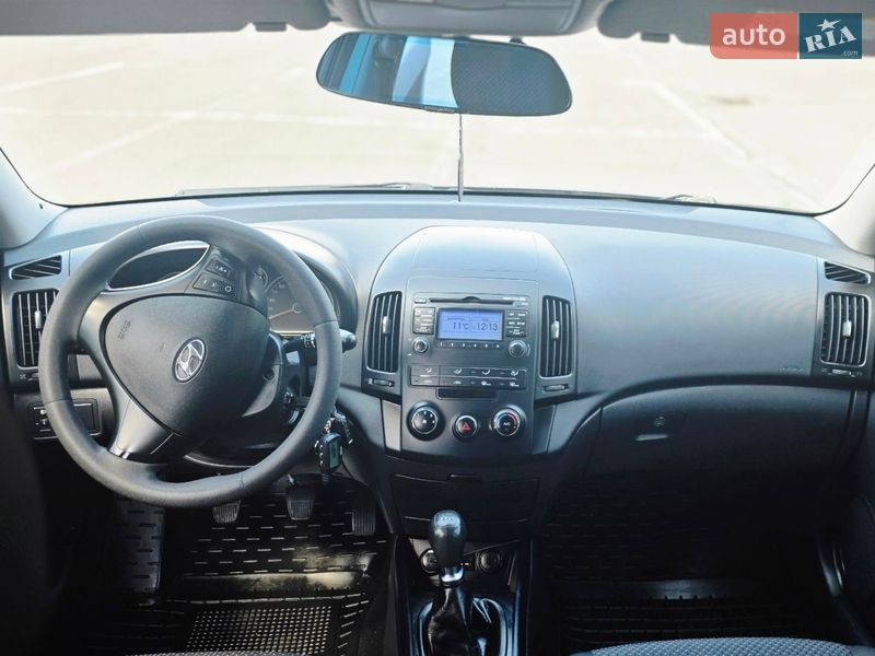 Хэтчбек Hyundai i30 2011 в Киеве фото 73 Хэтчбек Hyundai i30 2011 в Киеве