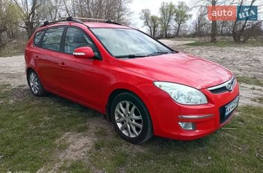 Универсал Hyundai i30 2008 в Киеве