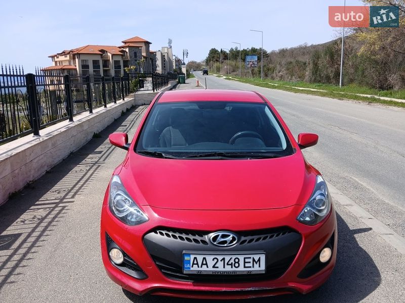 Hyundai i30 2013