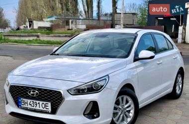 Хэтчбек Hyundai i30 2017 в Одессе