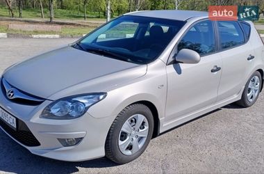 Хэтчбек Hyundai i30 2011 в Запорожье