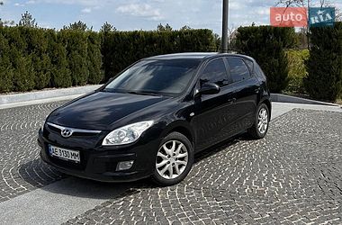 Хэтчбек Hyundai i30 2008 в Днепре