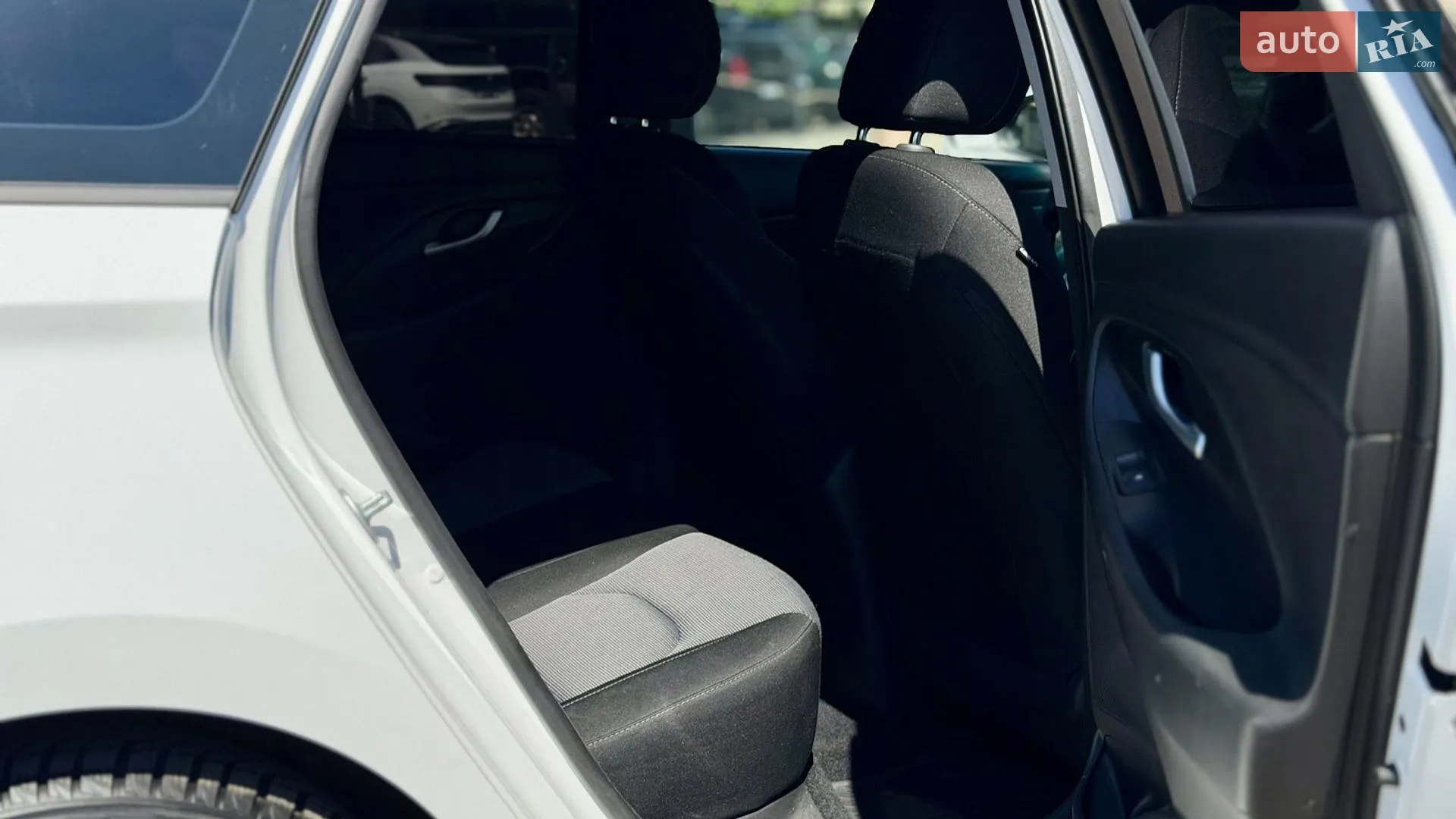 2017 Hyundai i30 - мініатюра 18