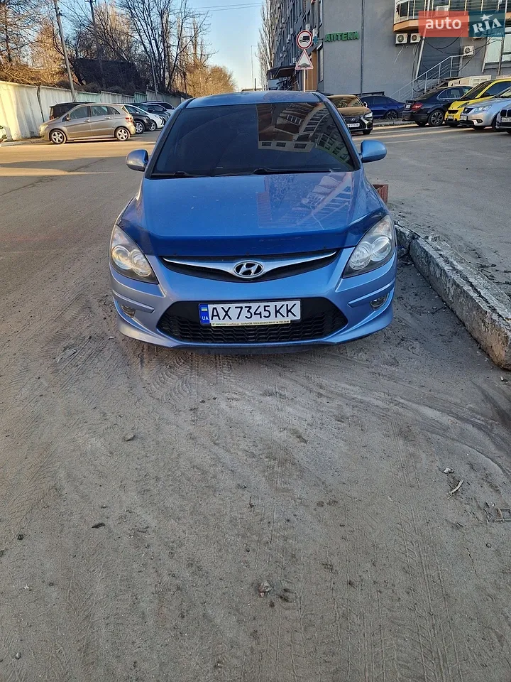 2010 Hyundai i30 - мініатюра 12
