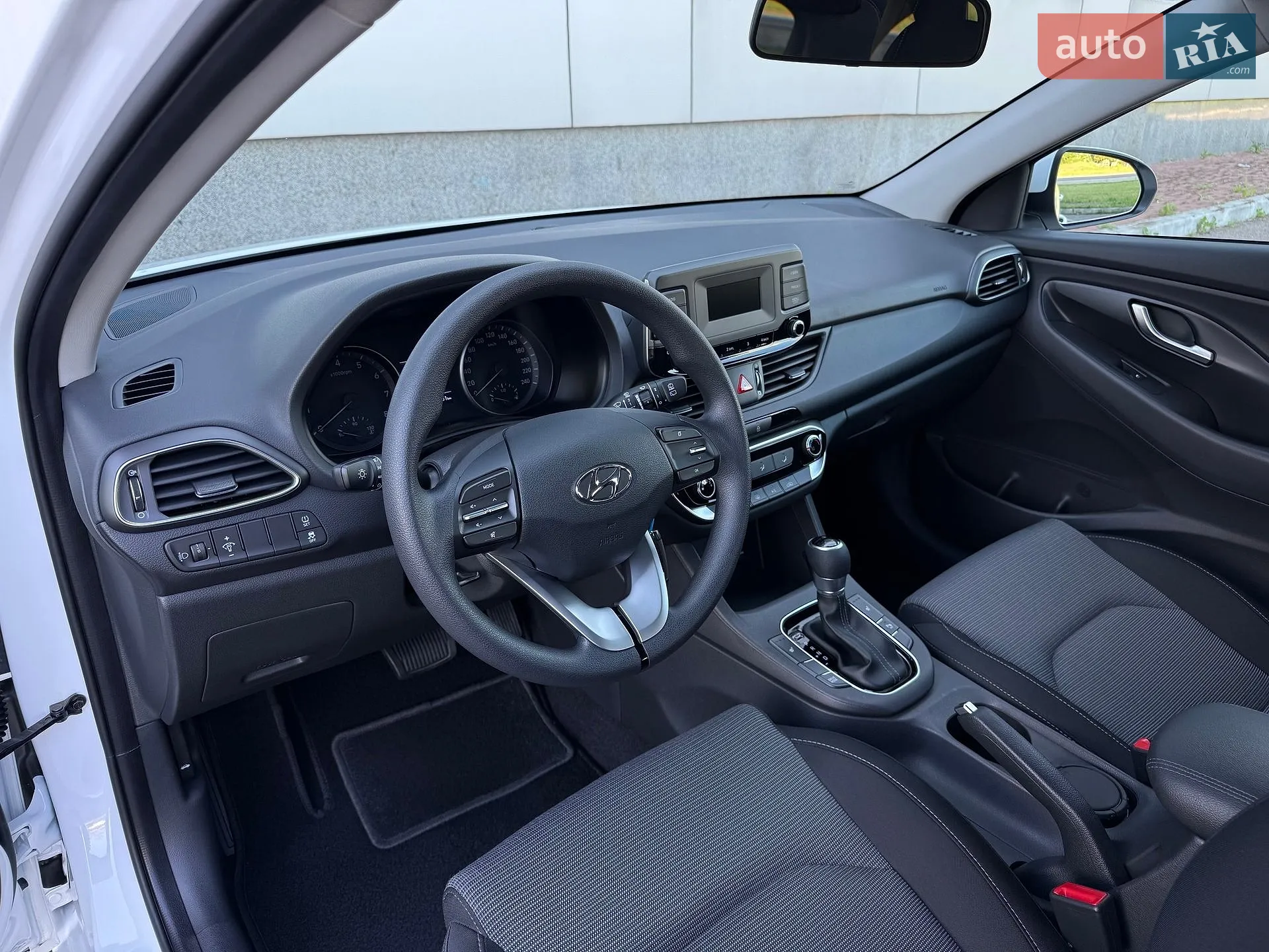 2023 Hyundai i30 - мініатюра 42