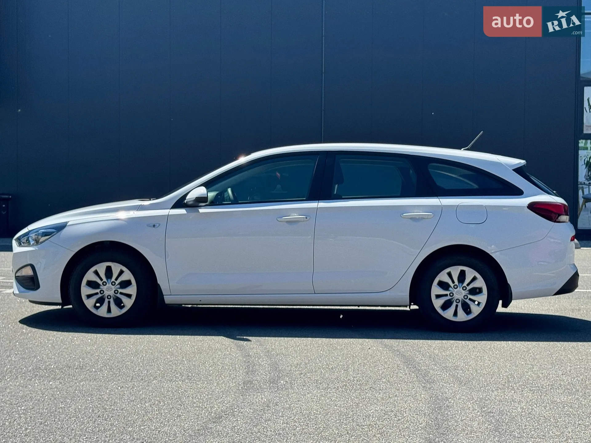 2023 Hyundai i30 - мініатюра 6