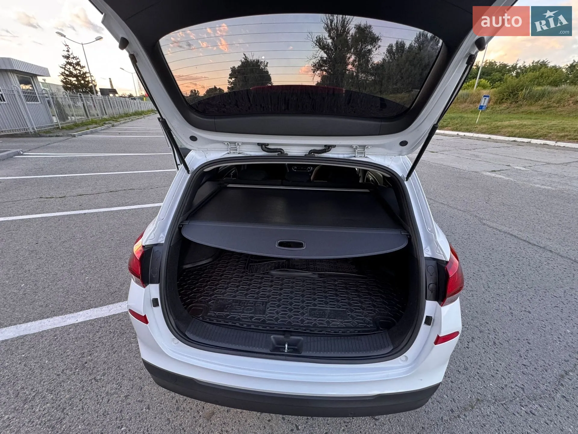 2021 Hyundai i30 - мініатюра 12