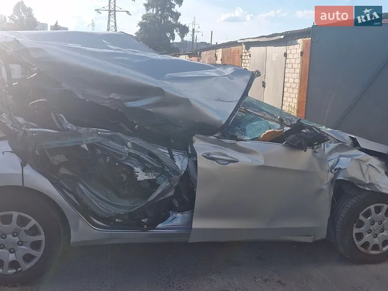 Hyundai i30 2014 VIN TMAD251UBEJ182379 фото оголошення 3 з 53