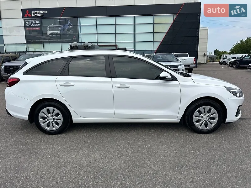 Hyundai i30 2023 VIN TMAH381CBNJ148530 фото оголошення 9 з 71