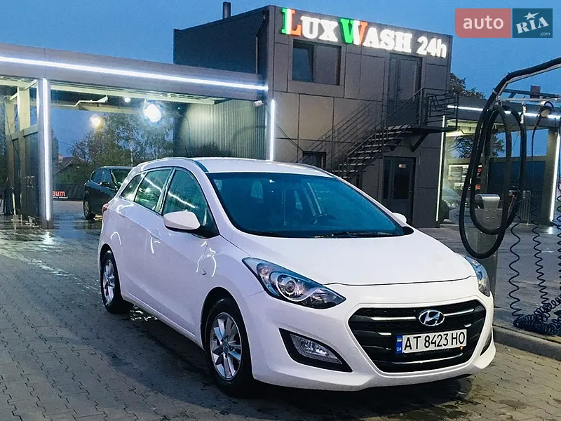Hyundai i30 2016