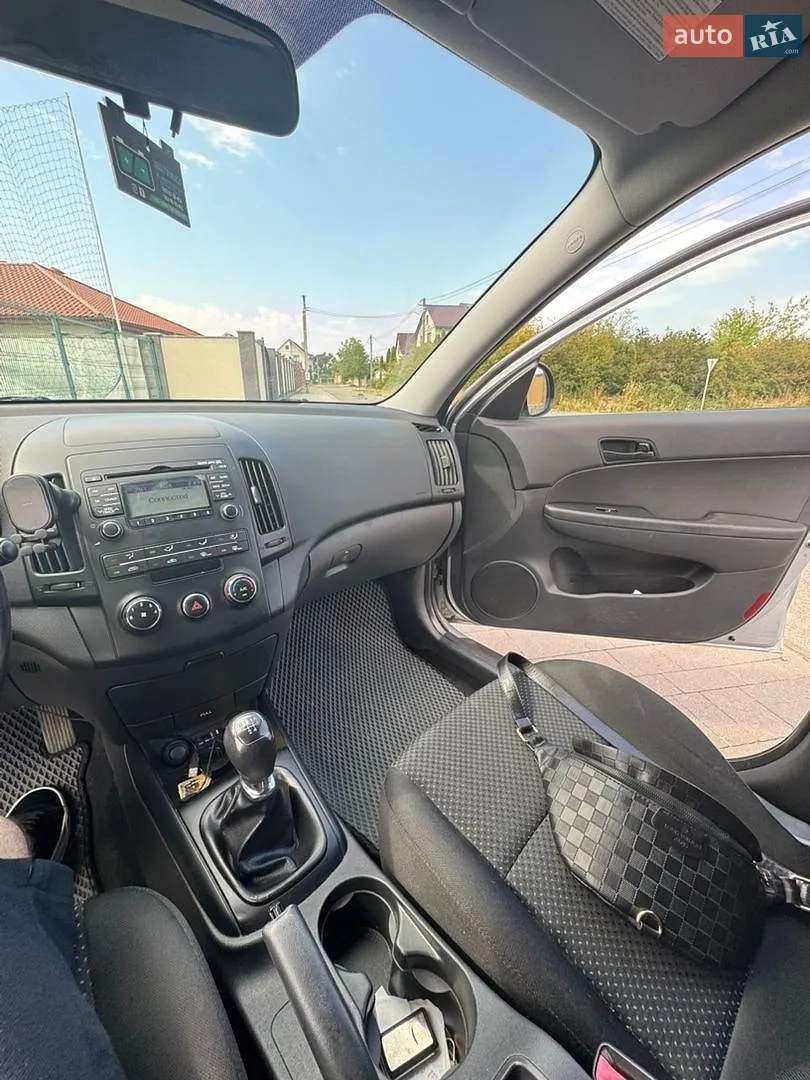 2011 Hyundai i30 - мініатюра 14