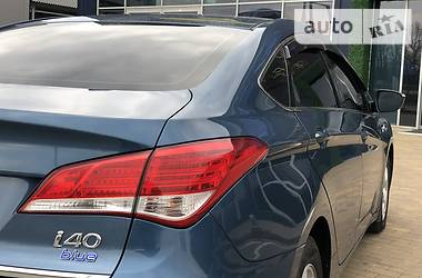 Седан Hyundai i40 2011 в 