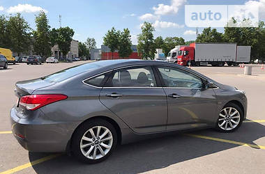 Седан Hyundai i40 2011 в Чернигове