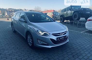 Универсал Hyundai i40 2012 в Львове