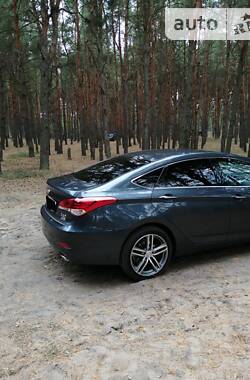 Седан Hyundai i40 2015 в Миколаєві