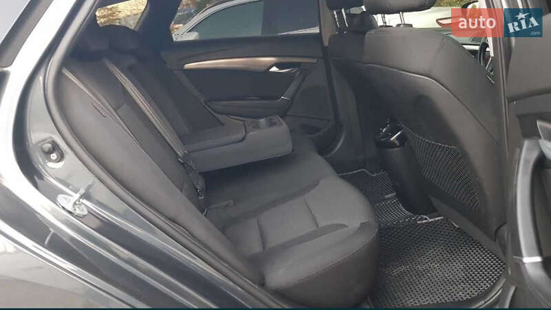 Универсал Hyundai i40 2015 в Черновцах