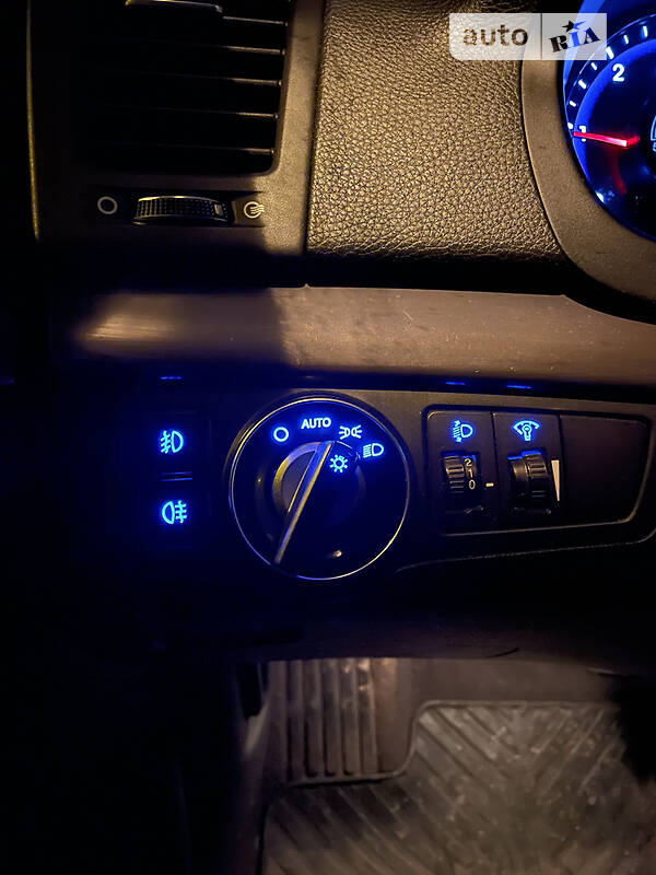 Универсал Hyundai i40 2011 в Хмельницком