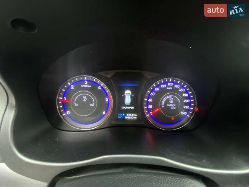 Универсал Hyundai i40 2012 в Вижнице