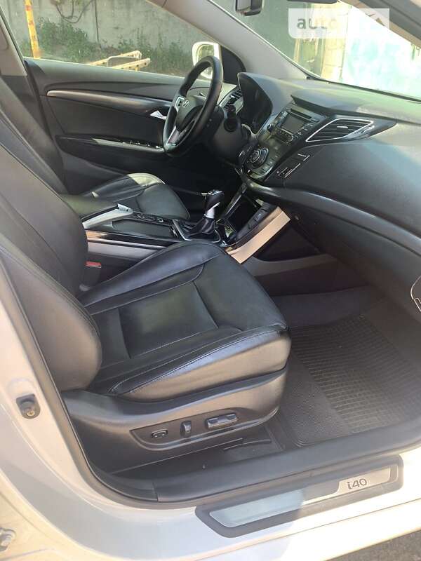 Седан Hyundai i40 2012 в Киеве