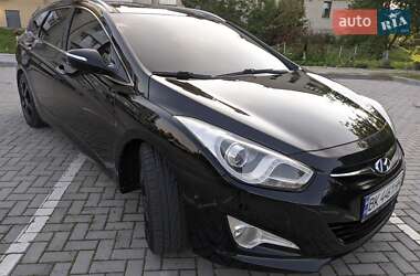 Универсал Hyundai i40 2011 в Дубно