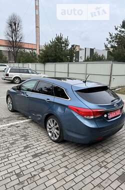 Універсал Hyundai i40 2013 в Луцьку