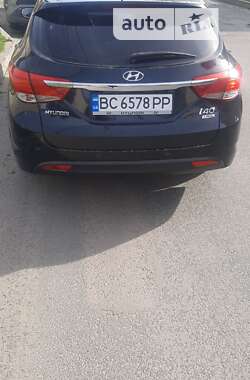 Универсал Hyundai i40 2012 в Червонограде