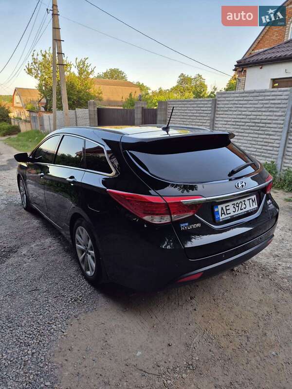 Універсал Hyundai i40 2011 в Кривому Розі