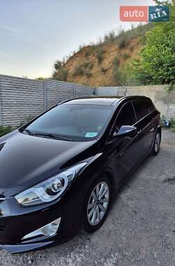 Универсал Hyundai i40 2011 в Кривом Роге