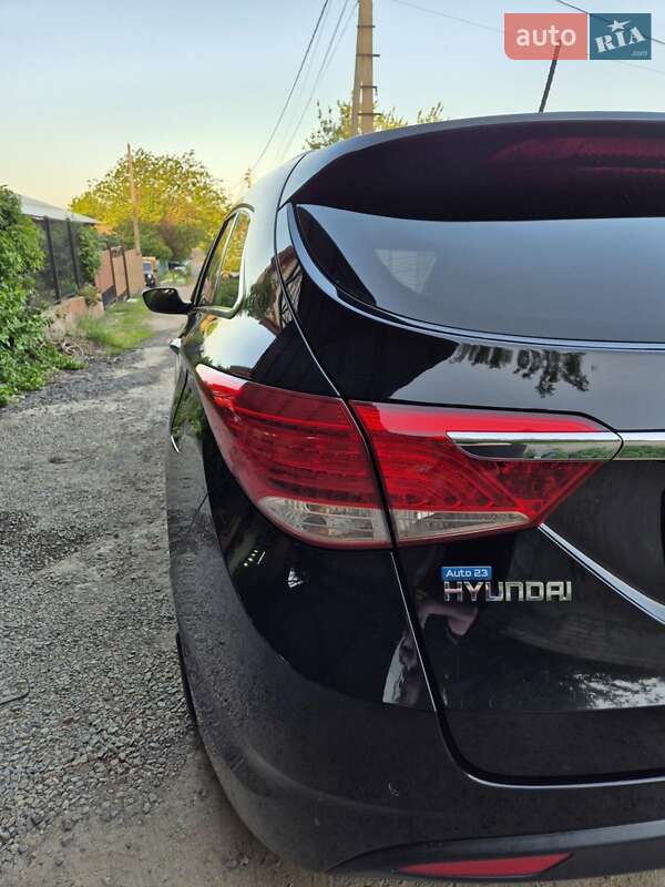 Універсал Hyundai i40 2011 в Кривому Розі